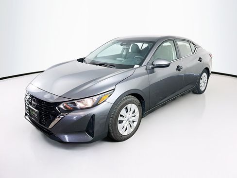 Used 2024 Nissan Sentra S FWD image 3