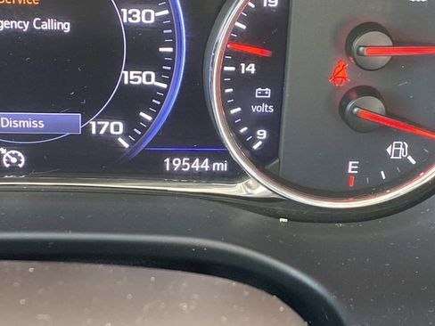 Used 2023 GMC Acadia SLT w/ Technology Package image 35