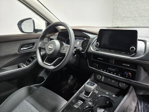 Used 2023 Nissan Rogue SV AWD/4WD image 49