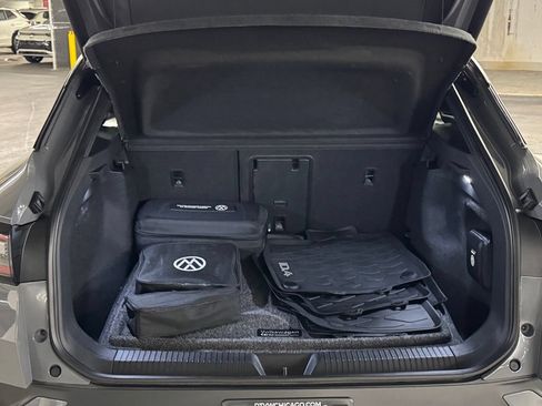 Certified 2023 Volkswagen ID.4 Pro S AWD/4WD image 34