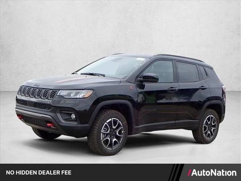New 2026 Jeep Compass Trailhawk w/ Sun, Sound & Navigation Group AWD/4WD image 1