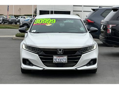 Used 2022 Honda Accord Sport image 9