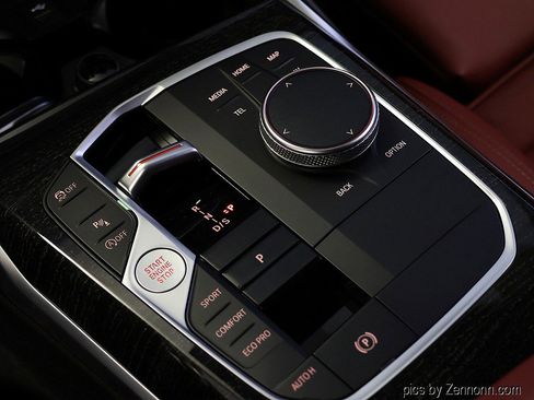 Certified 2024 BMW 330i xDrive Sedan w/ Convenience Package image 22