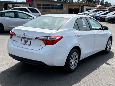Used 2014 Toyota Corolla LE image 7