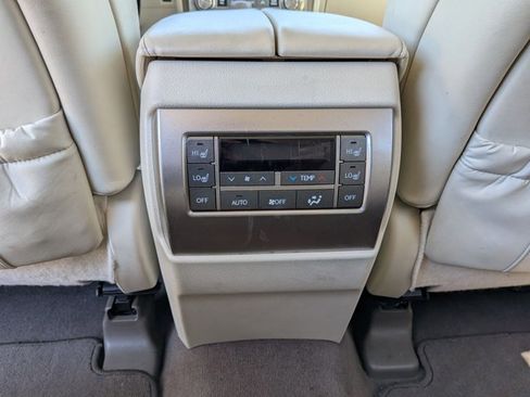 Used 2019 Lexus GX 460 Premium w/ Premium Package AWD/4WD image 18
