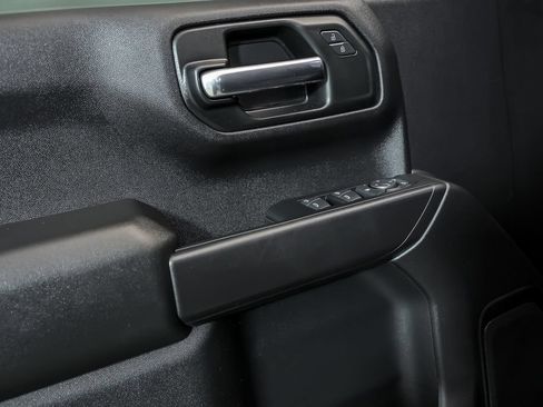 Used 2024 Chevrolet Silverado 1500 Custom Trail Boss w/ LPO, Dark Essentials Package AWD/4WD image 10