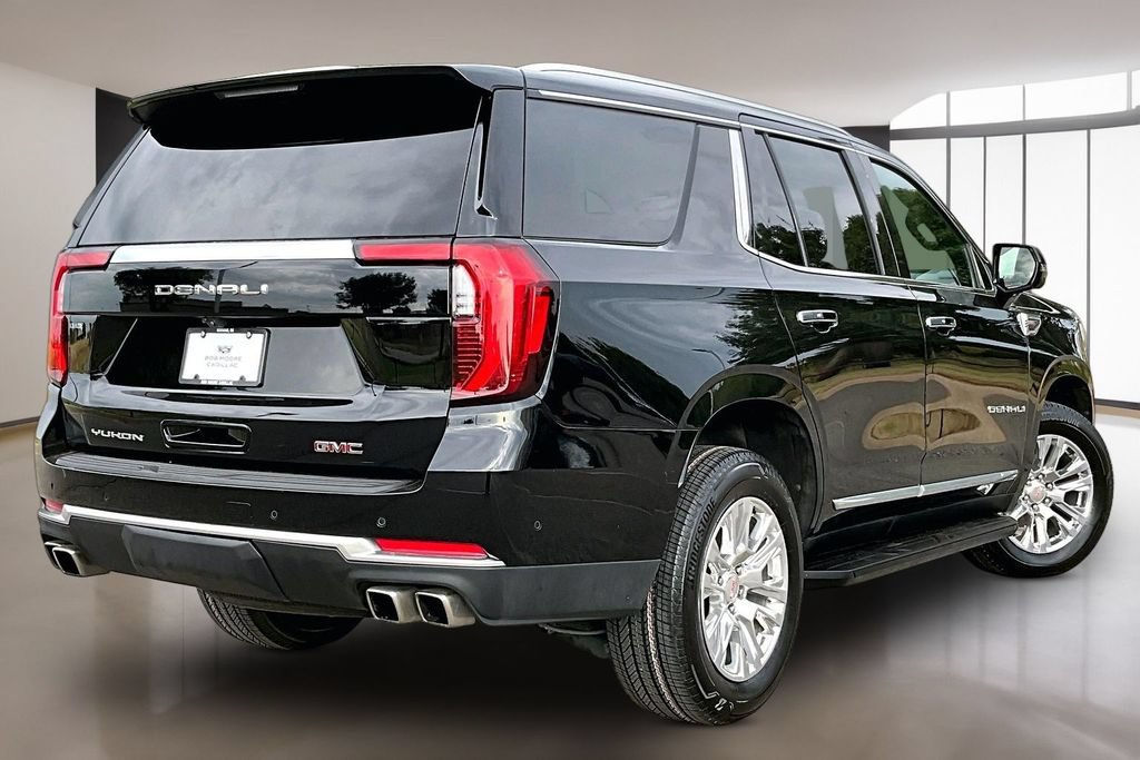 Used 2025 GMC Yukon Denali AWD/4WD image 2
