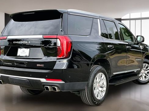 Used 2025 GMC Yukon Denali AWD/4WD image 2
