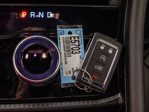 New 2026 Jeep Grand Cherokee L Limited AWD/4WD image 27