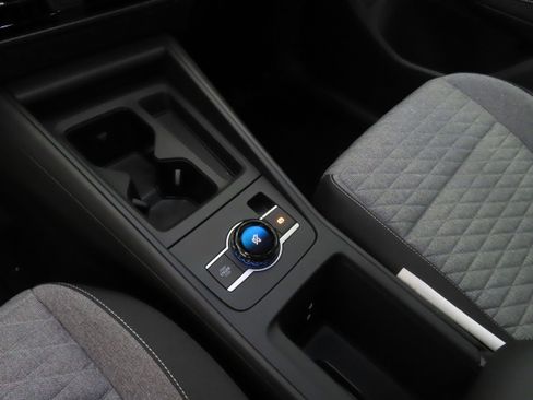 New 2025 Volkswagen Tiguan S image 16