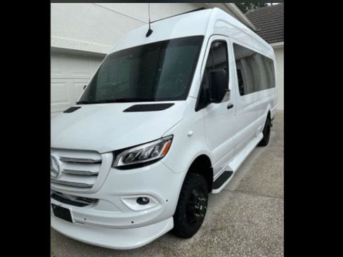 Used 2023 Mercedes-Benz Sprinter 3500 image 6