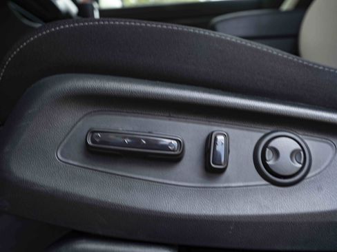 Used 2025 Honda CR-V EX image 39