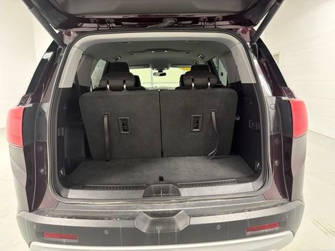 Used 2018 GMC Acadia SLE w/ Driver Alert Package I AWD/4WD image 7