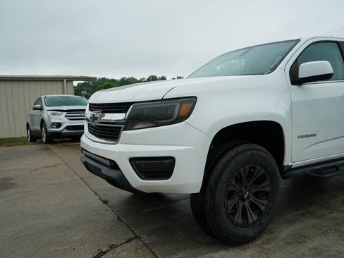 Used 2018 Chevrolet Colorado W/T w/ WT Convenience Package AWD/4WD image 17