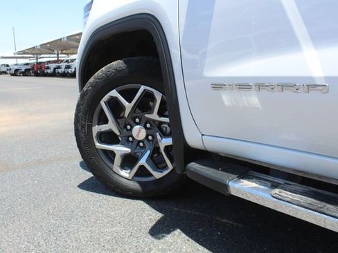 Used 2025 GMC Sierra 1500 SLT AWD/4WD image 11