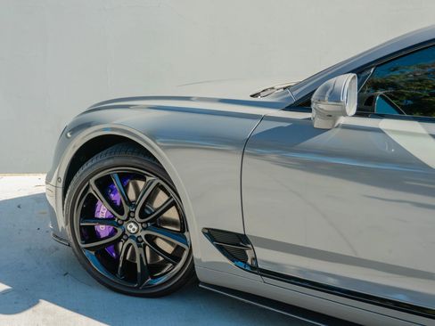 Used 2022 Bentley Continental GT image 54