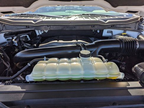 Used 2022 Ford F150 Lariat w/ Max Trailer Tow Package image 32