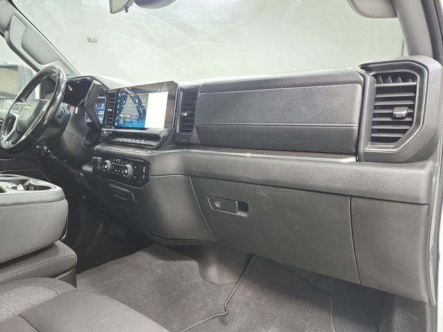 Used 2024 Chevrolet Silverado 3500 LT w/ Convenience Package AWD/4WD image 41