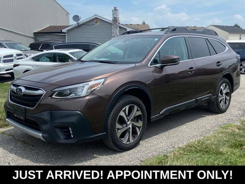 Used 2022 Subaru Outback Limited AWD/4WD image 1