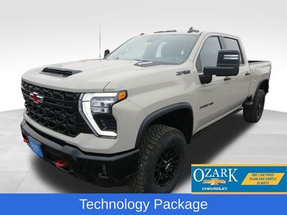New 2026 Chevrolet Silverado 2500 ZR2 w/ LPO, Dark Essentials Package