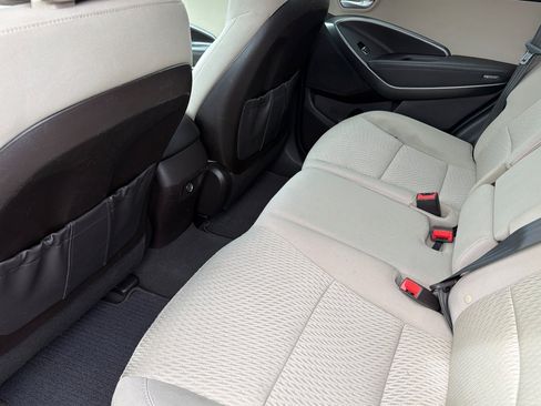 Used 2017 Hyundai Santa Fe Sport FWD image 14