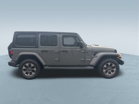 Used 2019 Jeep Wrangler Unlimited Sahara w/ Dual Top Group image 10