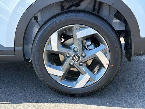 New 2026 Hyundai Venue SEL image 19