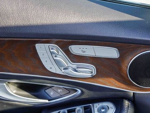 Used 2019 Mercedes-Benz C 300 Sedan image 26