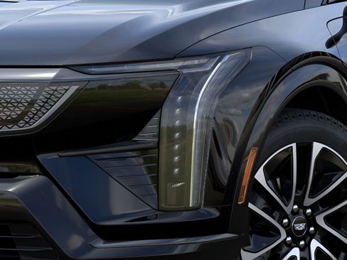New 2026 Cadillac Optiq Sport 1 image 10