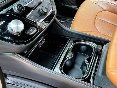 Used 2021 Chrysler Pacifica Pinnacle image 15