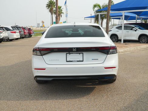 Used 2023 Honda Accord EX-L image 6