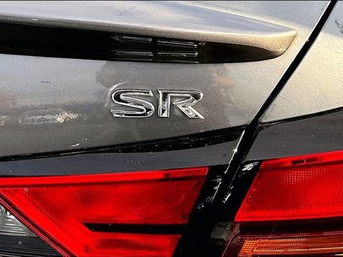 Used 2022 Nissan Altima 2.5 SR image 23