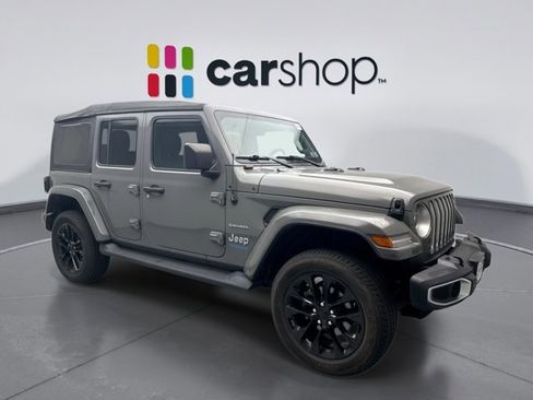 Used 2021 Jeep Wrangler Unlimited Sahara w/ Cold Weather Group AWD/4WD image 7