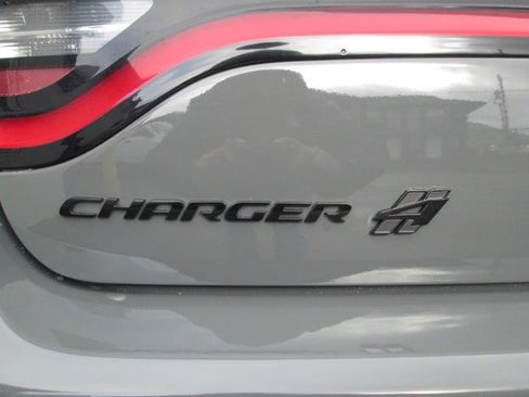 Used 2019 Dodge Charger SXT w/ Plus Group image 9