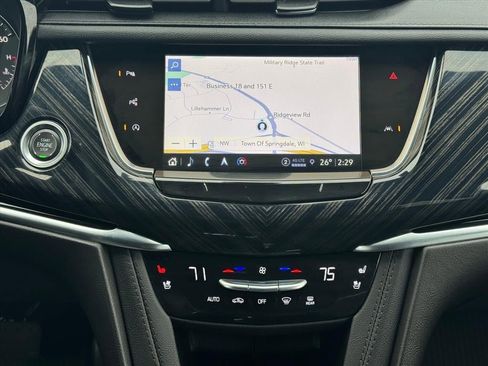 Used 2024 Cadillac XT6 Premium Luxury w/ Technology Package image 11