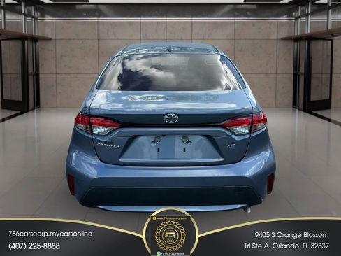 Used 2020 Toyota Corolla LE image 4