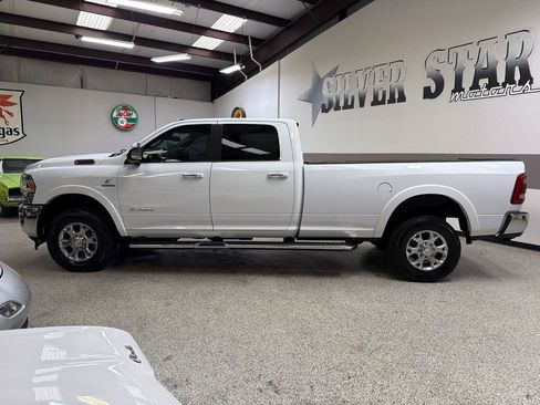 Used 2022 RAM 2500 Laramie AWD/4WD image 3