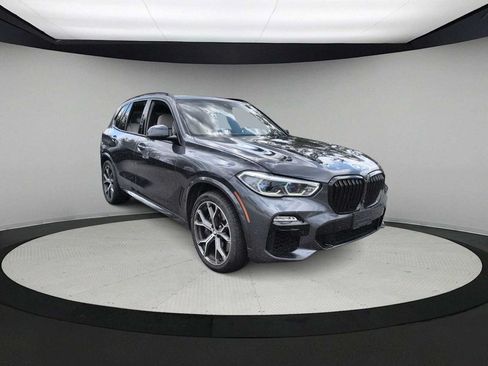 Used 2019 BMW X5 xDrive50i w/ M Sport Package AWD/4WD image 2