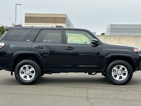 Used 2021 Toyota 4Runner SR5 Premium w/ Moonroof Package image 6