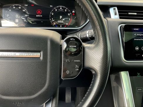 Used 2020 Land Rover Range Rover Sport HSE image 12
