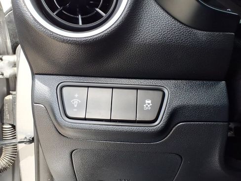 Certified 2024 Kia Forte LXS FWD image 23