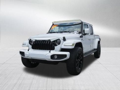 Used 2023 Jeep Gladiator Overland AWD/4WD image 7