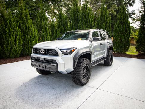 Used 2026 Toyota 4Runner TRD Off-Road Premium AWD/4WD image 6
