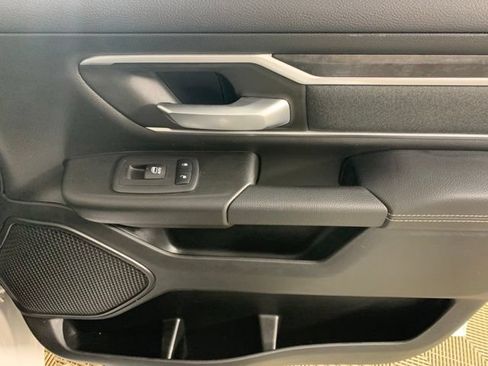 Used 2023 RAM 1500 Big Horn AWD/4WD image 30