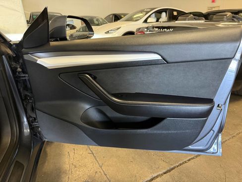 Used 2023 Tesla Model 3 Standard Range RWD image 27