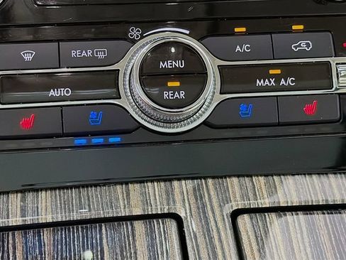 Used 2020 Lincoln Navigator L Black Label AWD/4WD image 24