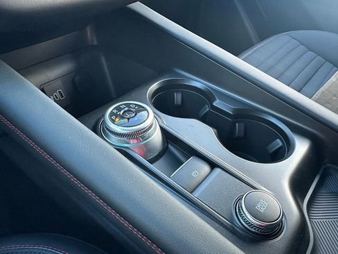 New 2026 Ford Explorer ST-Line w/ ST-Line Street Pack image 18