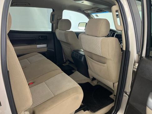Used 2008 Toyota Tundra 4x4 CrewMax w/ Tow Pkg image 23