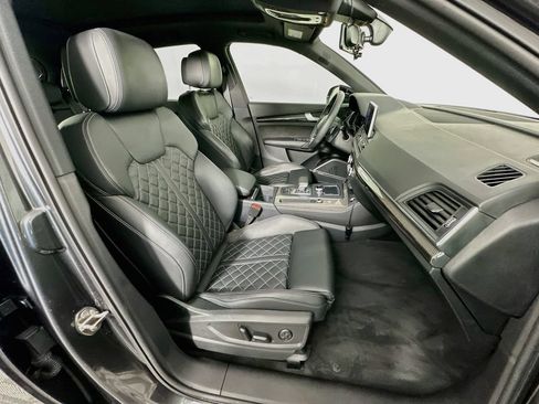 Used 2019 Audi SQ5 Premium Plus w/ Premium Plus Package AWD/4WD image 29