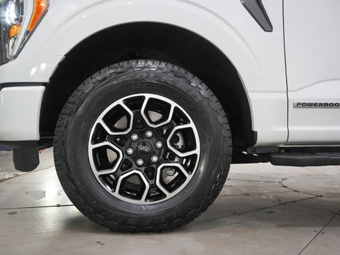 Used 2021 Ford F150 XLT w/ Equipment Group 302A High image 30